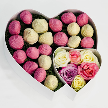 Sweetheart Bloom Box | Edible Arrangements®