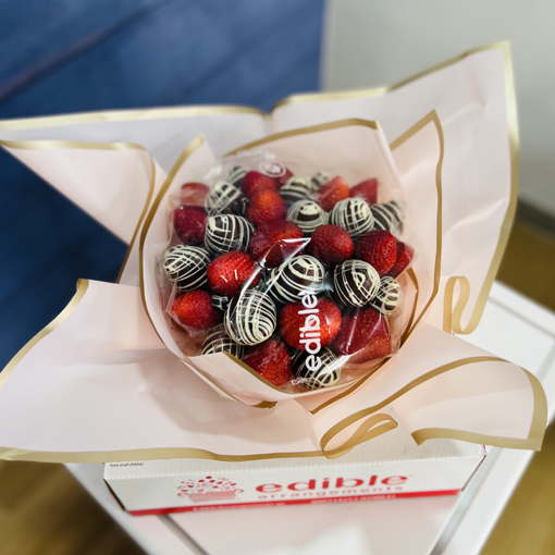 Berrry Bliss Bouquet | Edible Arrangements®