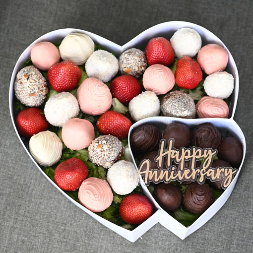 Heartfelt Indulgence Box | Edible Arrangements®